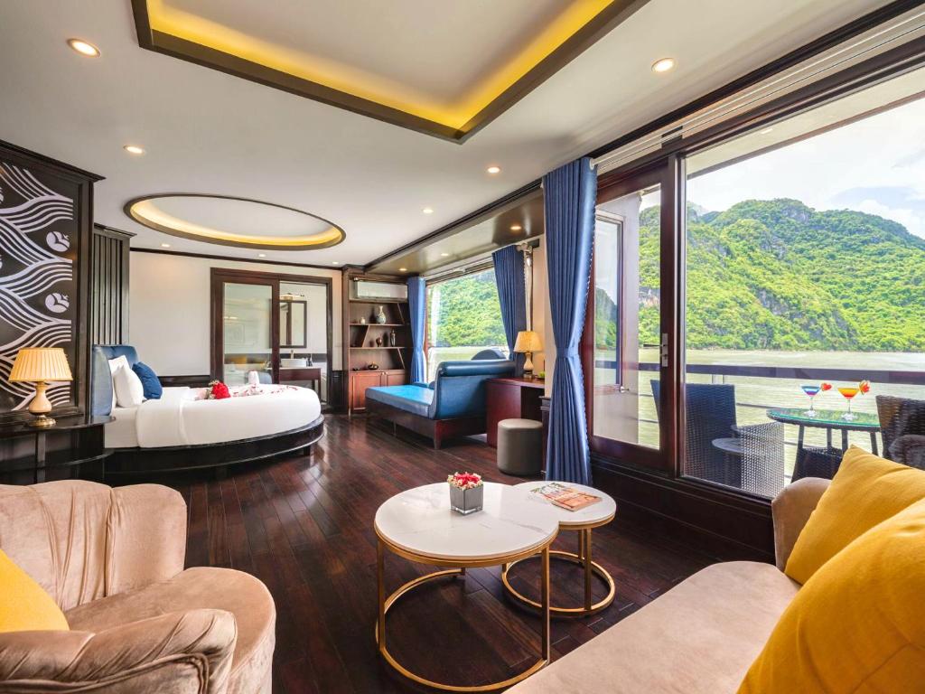 Le Journey Cruises 3 days/2 night